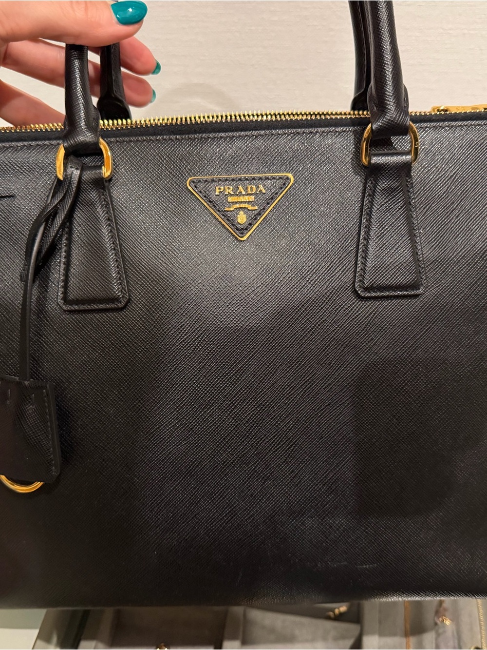 Prada Black Saffiano Leather Galleria Tote Gold Hardware 100% Authentic - Picture 3 of 3